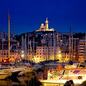 Yacht Idealement Situe Au Coeur Du Vieux-port Botel Marseille